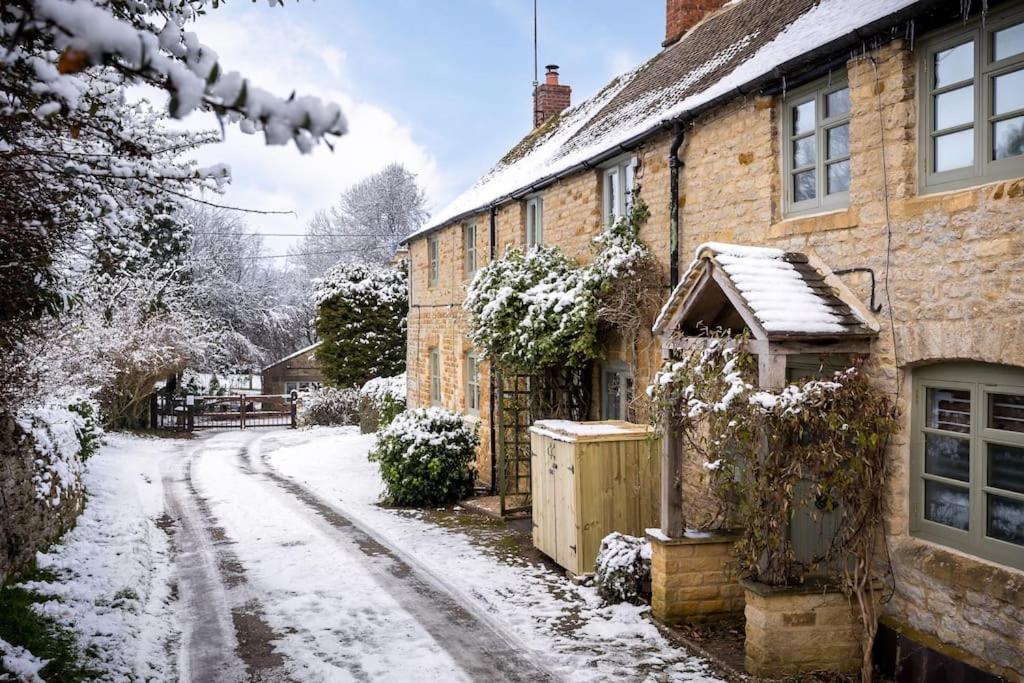 Charming 17Th Century Cotswold Cottage Adlestrop Εξωτερικό φωτογραφία