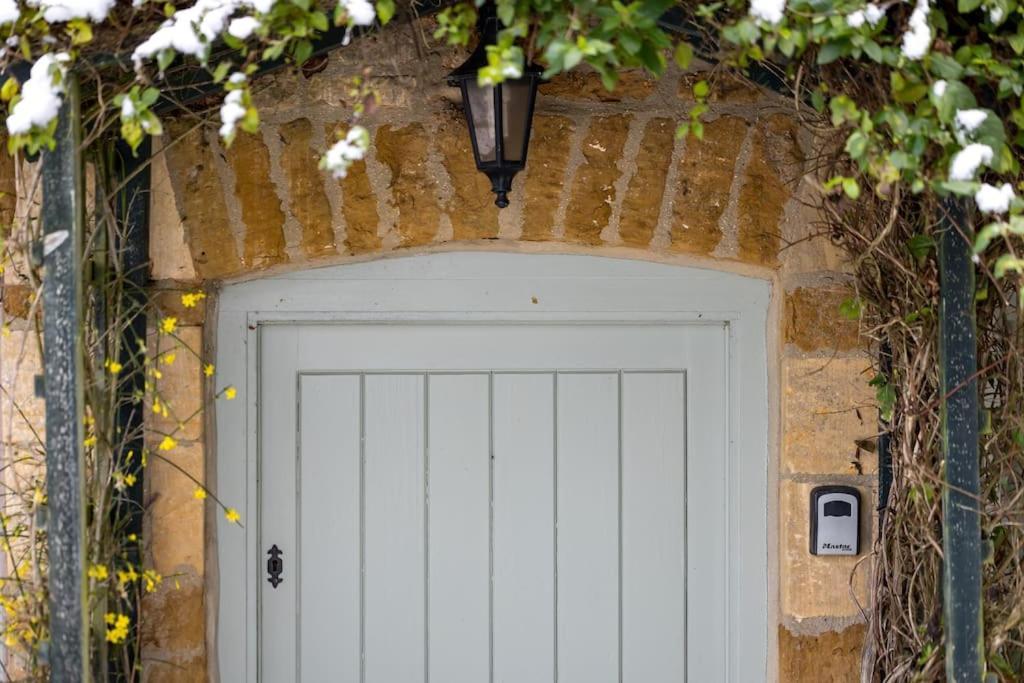 Charming 17Th Century Cotswold Cottage Adlestrop Εξωτερικό φωτογραφία