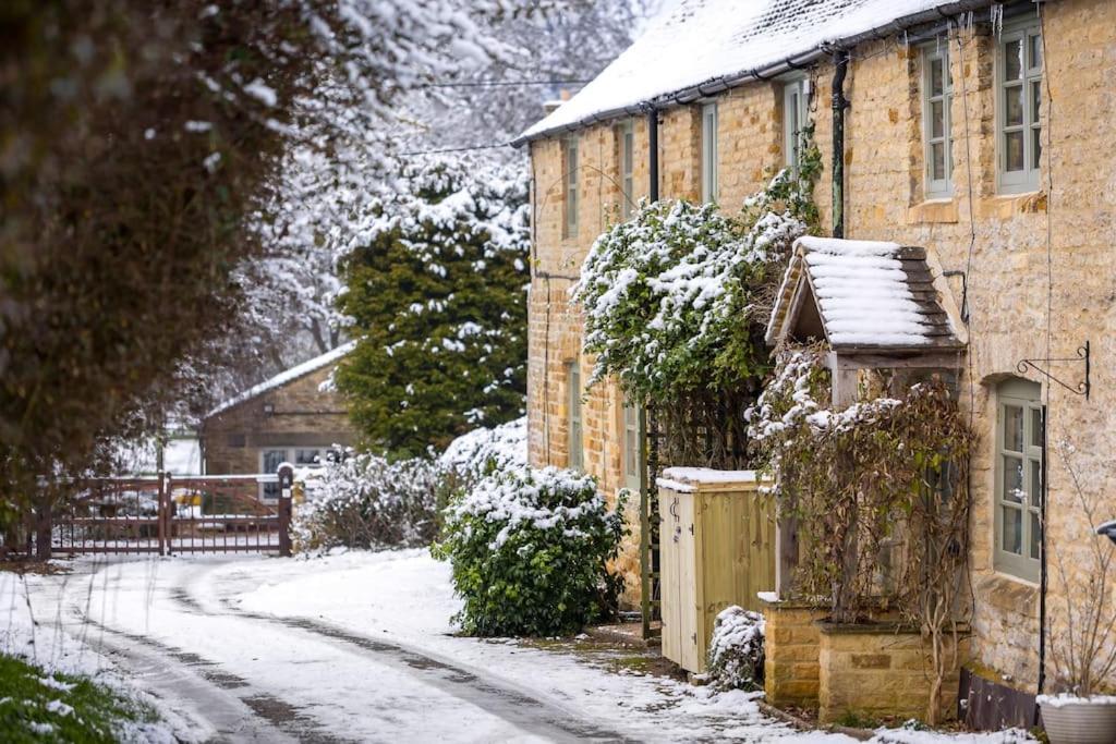 Charming 17Th Century Cotswold Cottage Adlestrop Εξωτερικό φωτογραφία