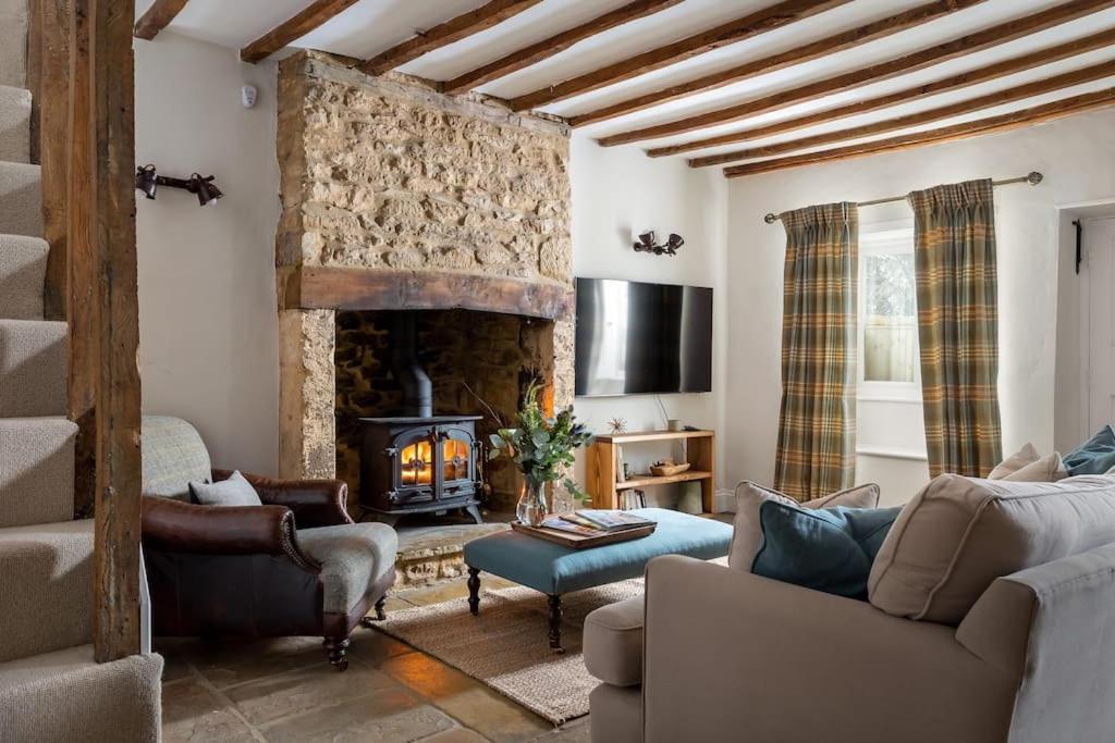 Charming 17Th Century Cotswold Cottage Adlestrop Εξωτερικό φωτογραφία